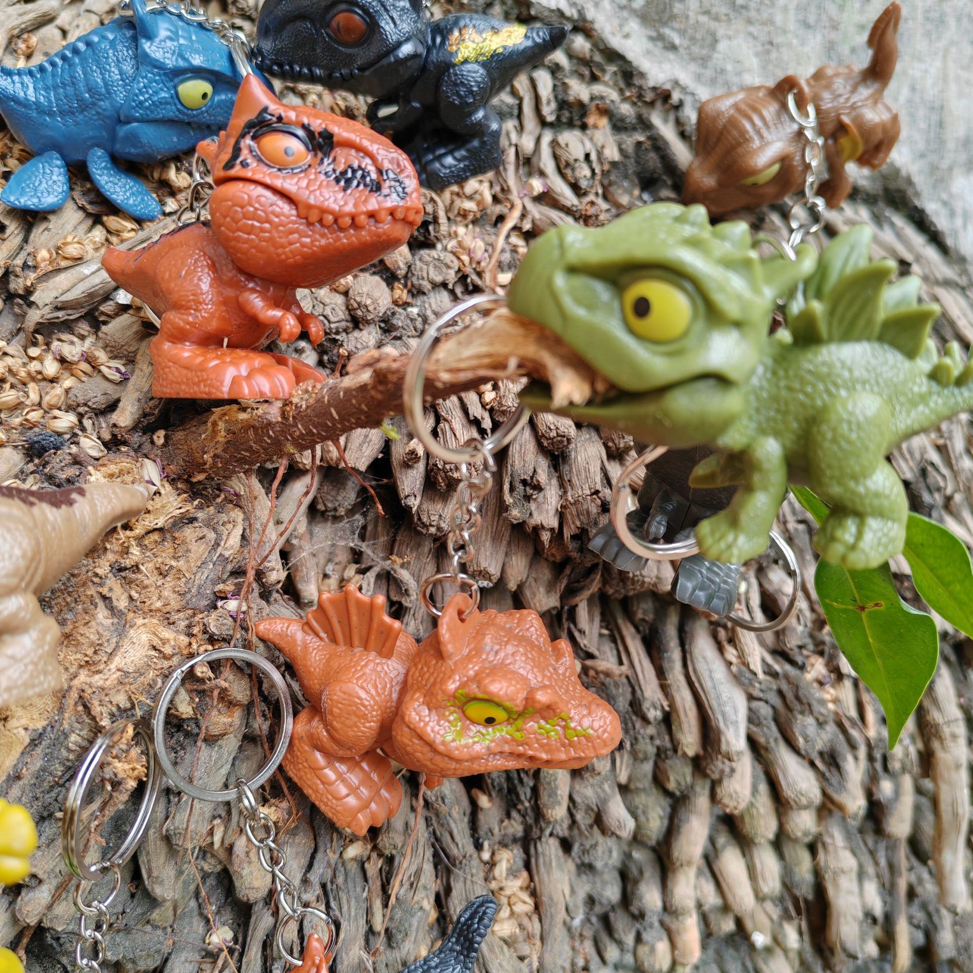 Mini Bite Hand Small Dinosaur Toy Pendant Children Bite Tyrannosaurus Rex Animal Jurassic Toy Cheap Small Toy