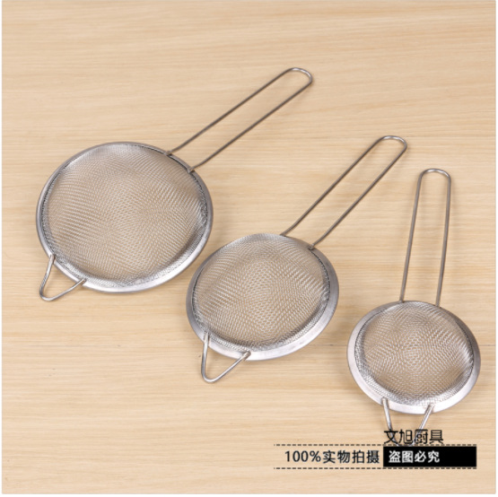 Stainless steel filter spoon flour sieve colander oil fishing net Spoon hot pot spoon oil separation net Bird's Nest spoon 7cm
