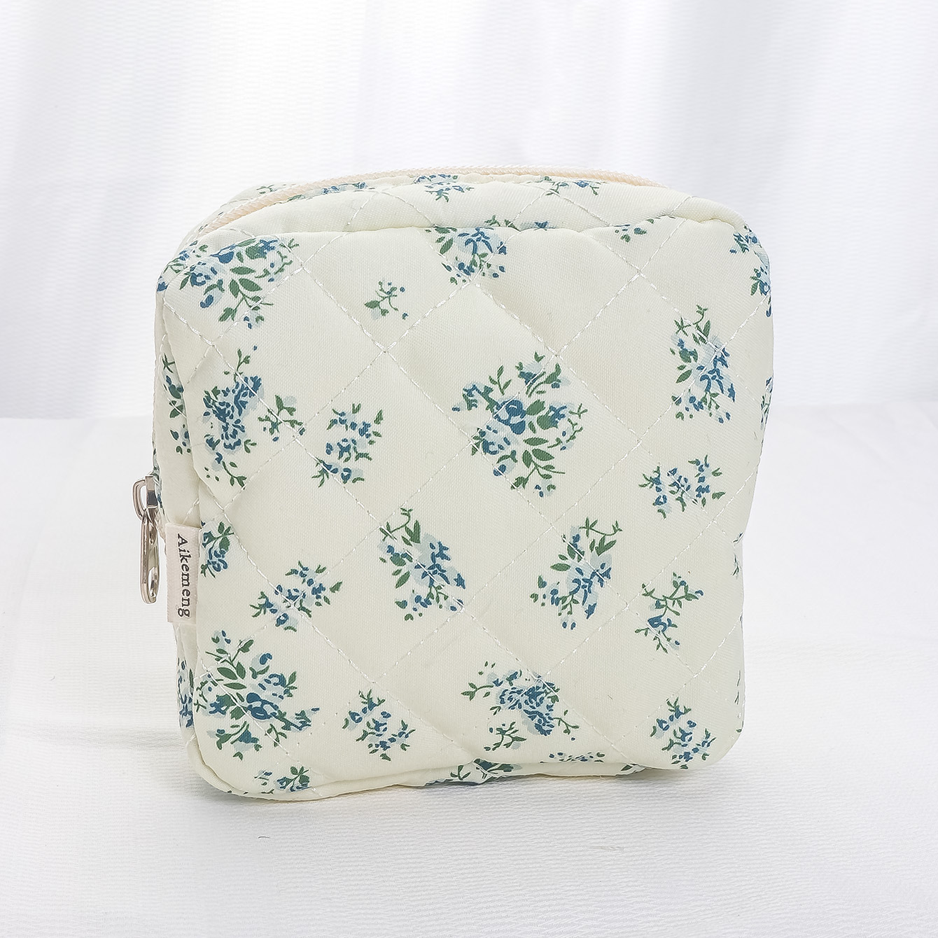 Customized Cotton Cosmetic Bag Niche Portable Toiletry Cosmetics Bag Floral Ins Cute Quilted Lipstick Bag Two-Piece Set