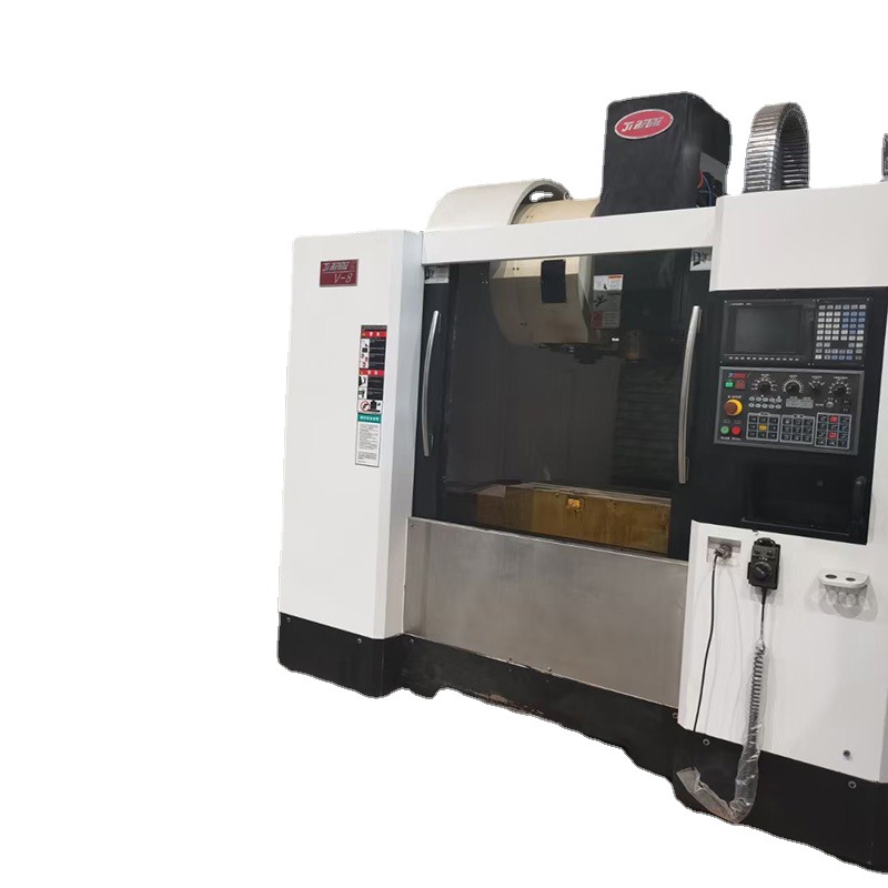 Used Processing Center Wholesale Qiao Feng v8 BT40 Spindle Direct 12000 Rpm Mitsubishi M70 System