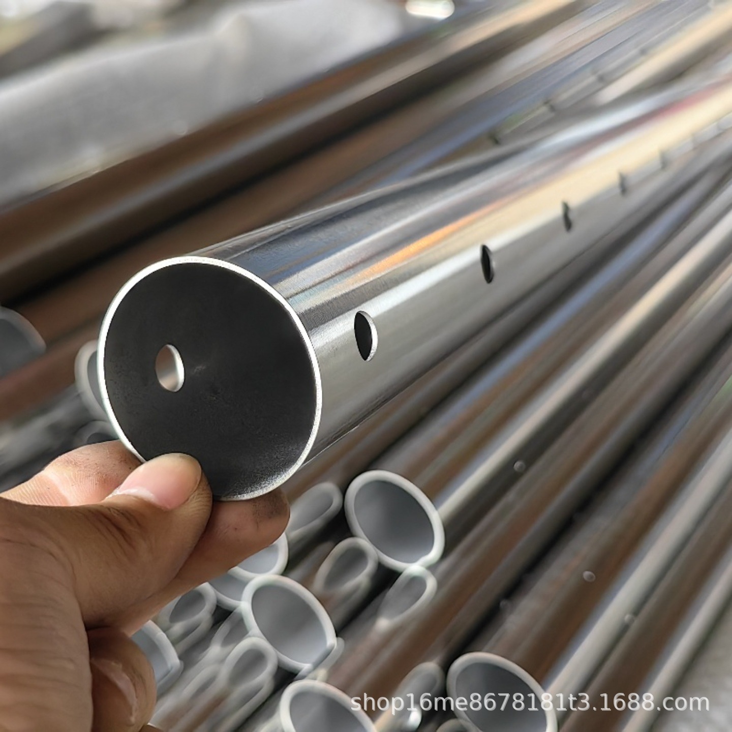 Customized Stainless Steel Laser Cutting Tube Processing According to Drawings, Free Sampling, One-To-One Three-Dimensional Rendering on the Same Day