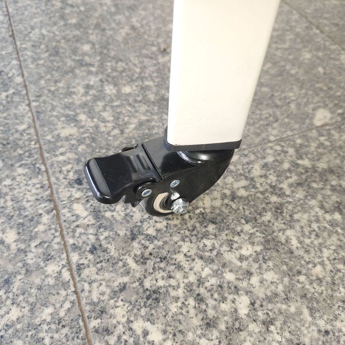 4-layer double-sided clip wiring electronic and electrical lighting products including wheels white anti-static test rack