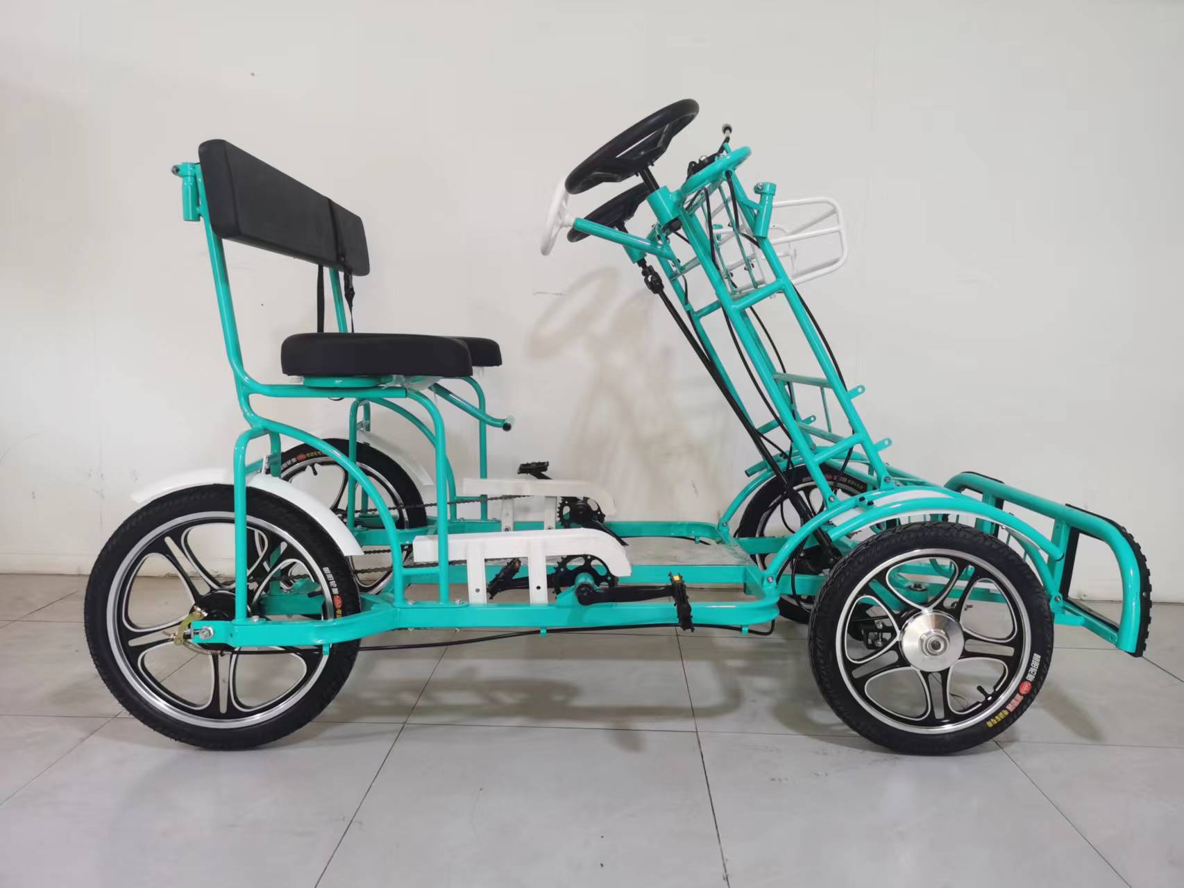 One-Person, Two-Person, and Four-Person Sightseeing Bicycles for Family Outings with Four Wheels and Pedals