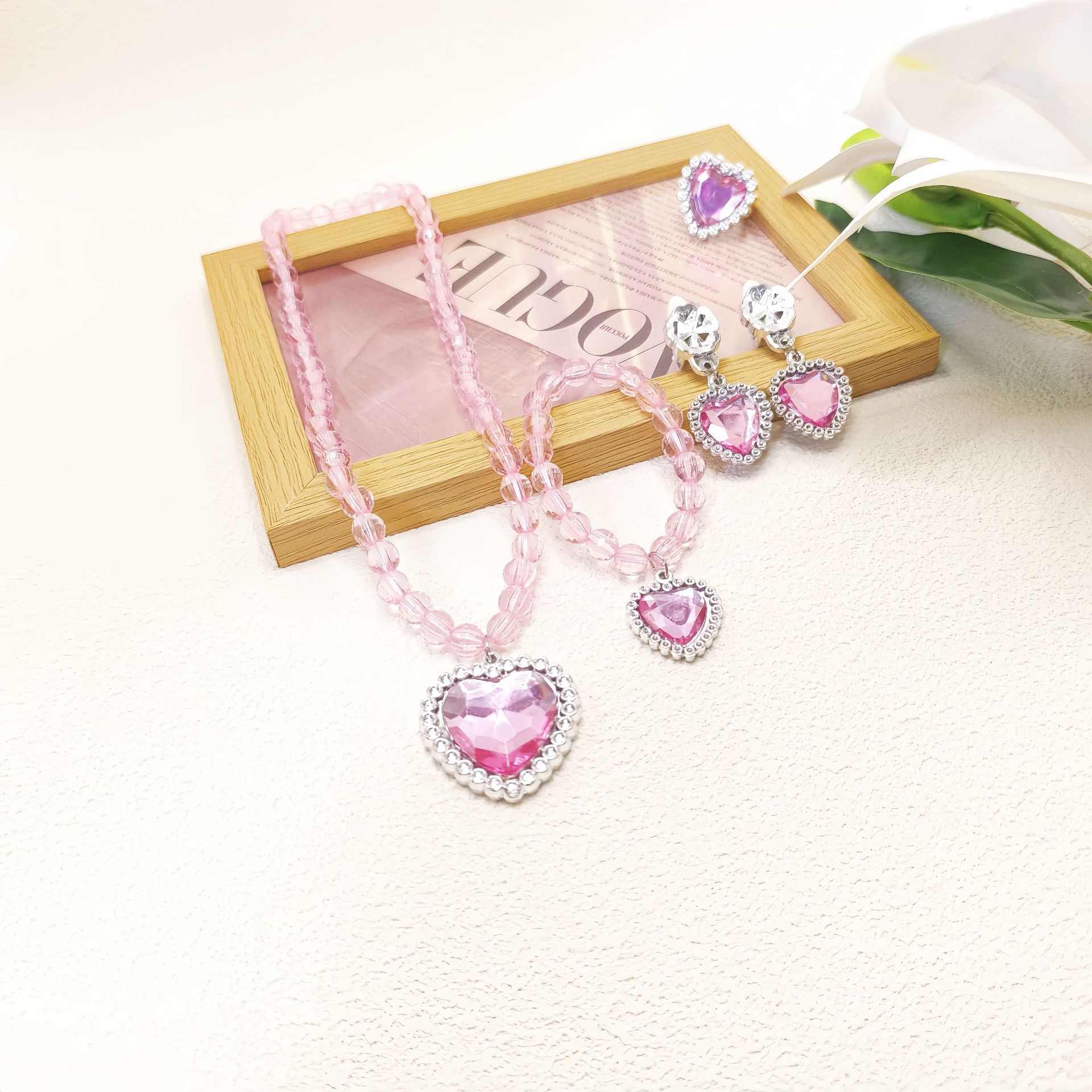 Frozen Heart Gemstone Children's Necklace Girls' Necklace Ear Clips Children's Jewelry Set Princess Costume Accessories