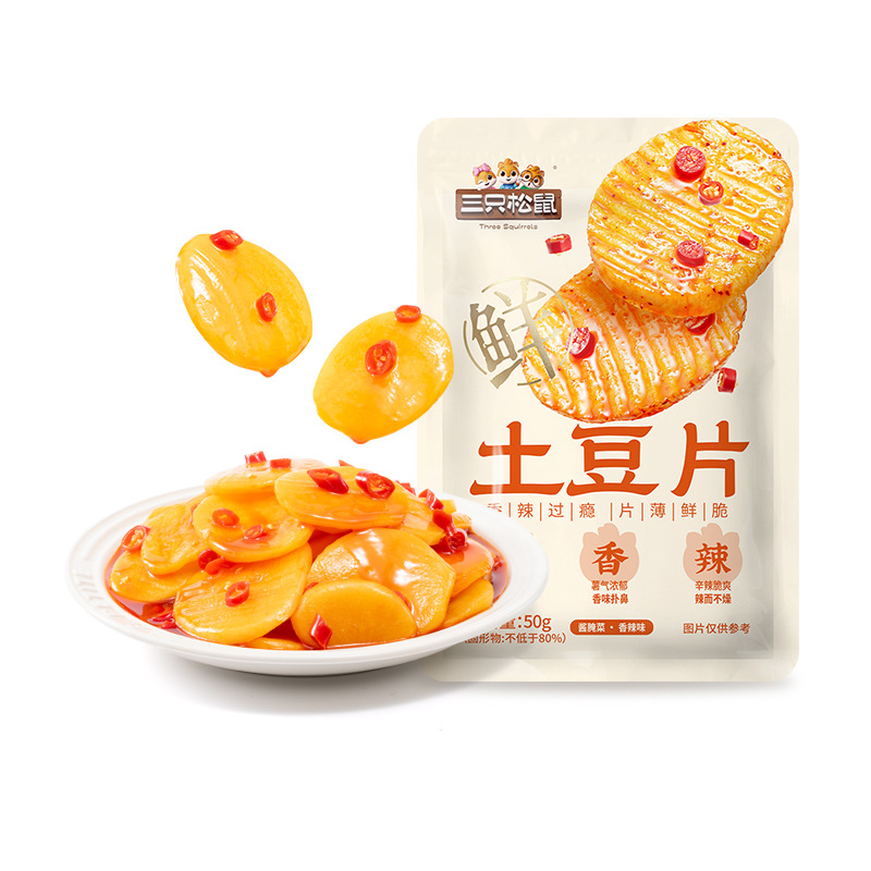 [three squirrels potato chips 50g] spicy potato potato net red snack snack food