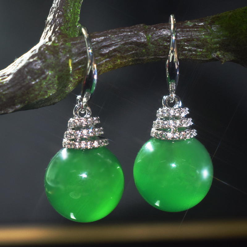 high quality round natural green chalcedony ear hook Joker classic green chalcedony earrings factory wholesale fashion new