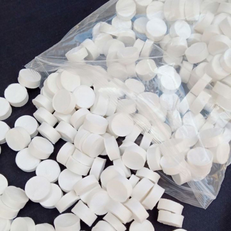 Cotton portable disposable compressed towel face towel thickened face cleaning beauty towel cotton face cleaning small square towel bulk batch