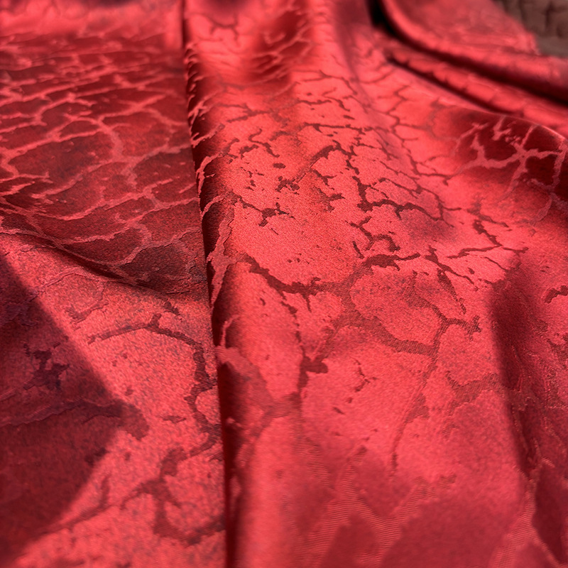 New Chinese Style Clothing Fabric Mulberry Silk Fragrant Cloud Yarn 140 Wide Silk Fabric Red Festive Silk