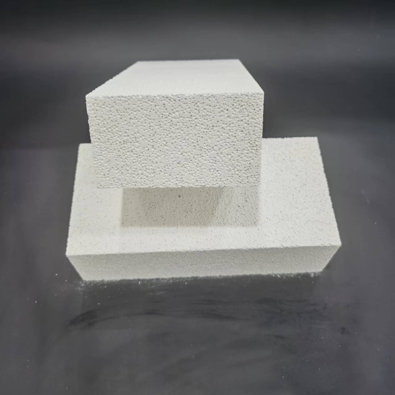 Light mullite refractory brick manufacturer KDM23/26/28/30 high temperature mullite thermal insulation brick