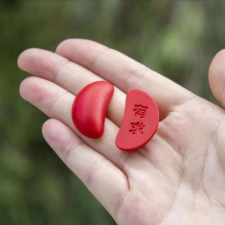 Explosions mini chalice cup chalice yin yang minnan letter cup chaoshan win cup throw cup ask bye bye to play