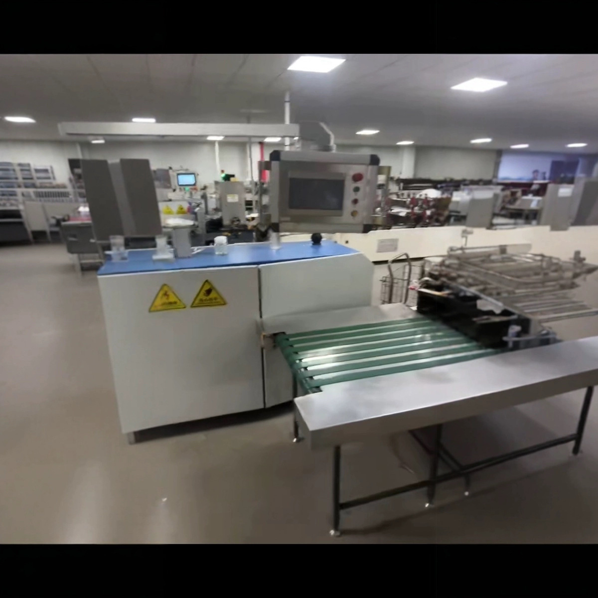 Шанхай Джудинг, 600 Тип Двойная Самостоящая Молния, Трехсторонняя Упаковка и Четырехсторонняя Упаковка, Двойное Разматывание, Непрерывная Замена Катушки