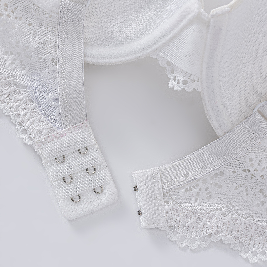 New cross-border French lace adjustment bra Amazon tiktok bra thin steel ring gathered underwear now