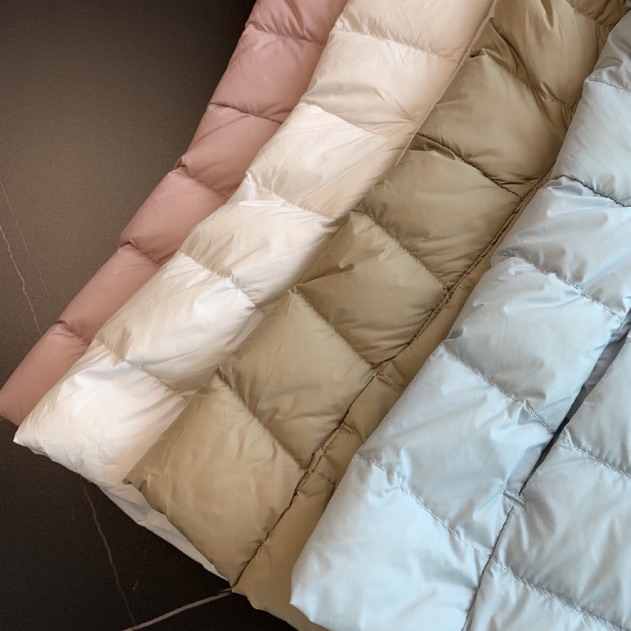 2023 autumn and winter new lightweight down jacket women's liner vest round neck V-neck inner wear collarless lightweight vest thin