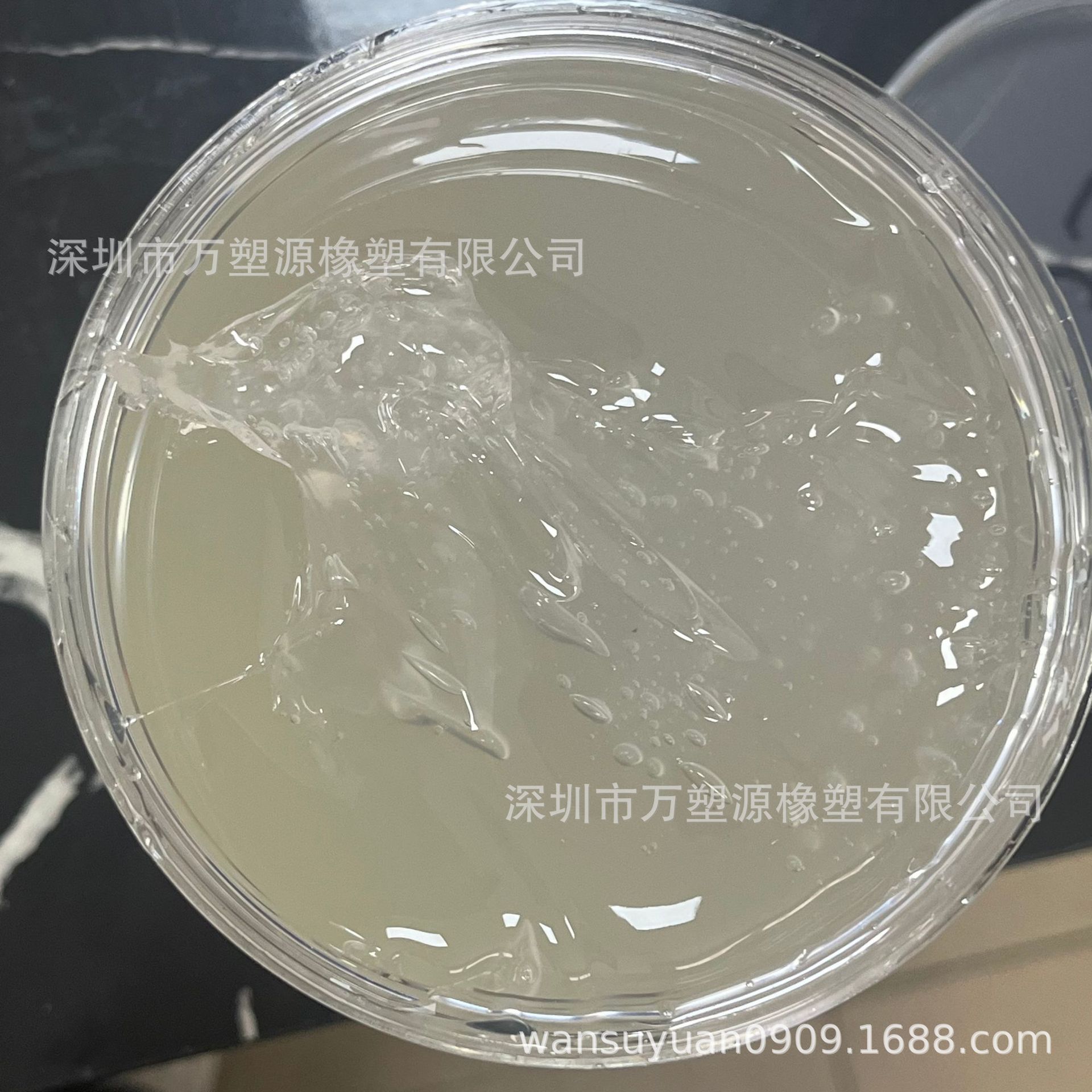 Liquid Butadiene Rubber Easy to Process Mix with Resin Rubber Improve Toughness Wear Resistance Impact Resistance