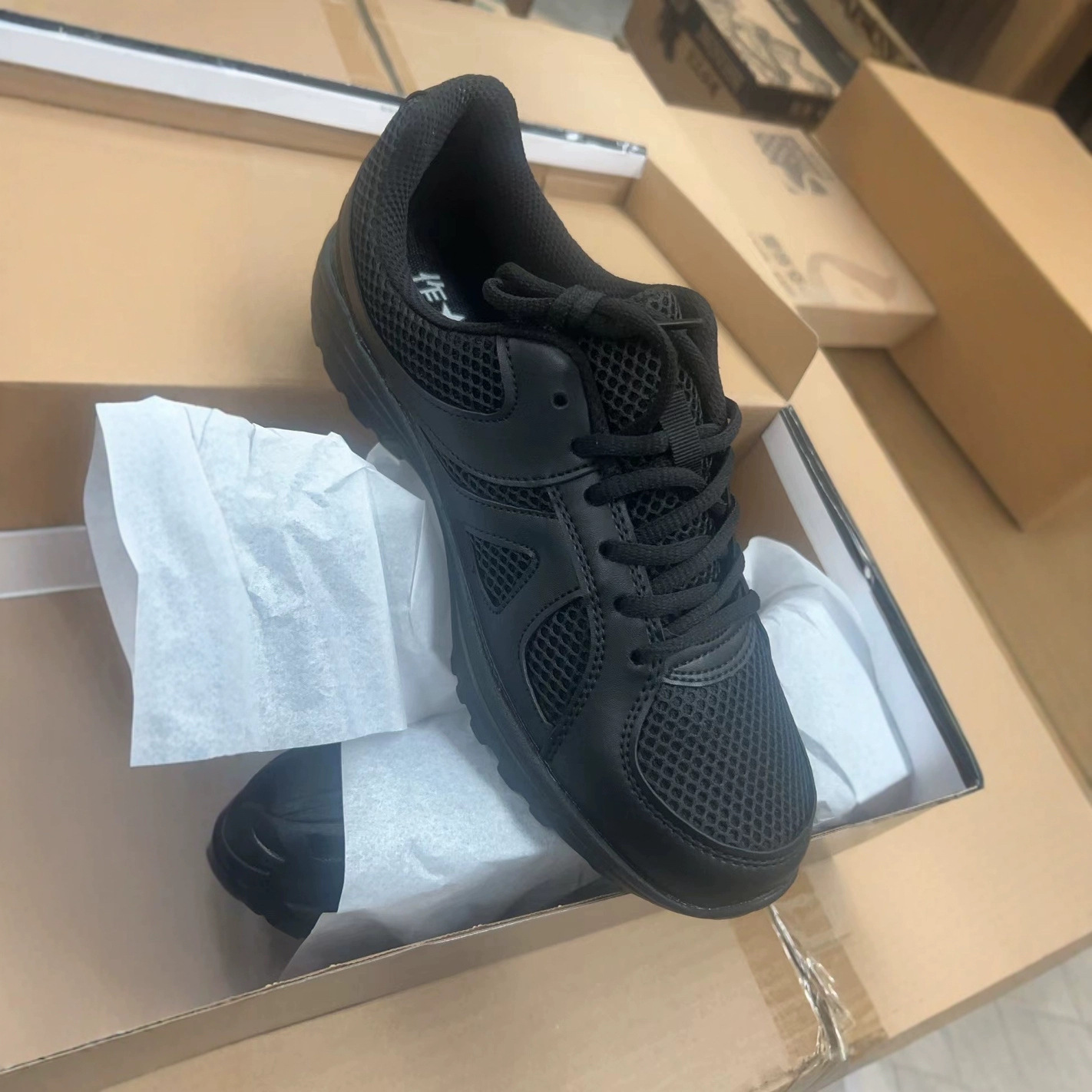 New Training Shoes for Men, Black Running Shoes, Wear-Resistant Fire Training Shoes, Non-Slip Breathable Men's Shoes, Liberation Rubber Shoes