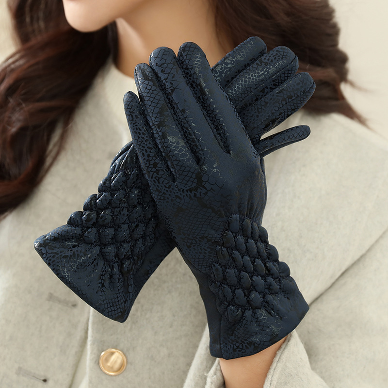 Wholesale Snakeskin Pattern Women's Gloves Cold-Proof and Warm Thin Korean Style Student Thickened Windproof Cycling Women's Gloves