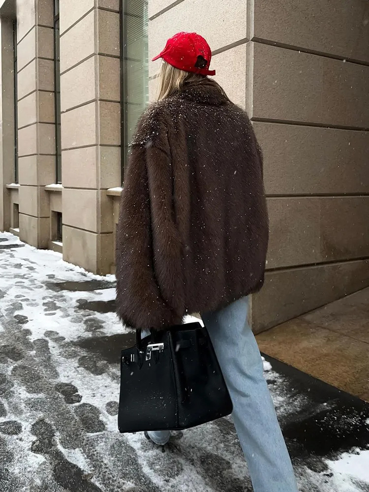 Faux Fur Coat Lapel Fashion Warm Women Clothing Autumn Winter Imitation Fur Jacket Manufacturer Wholesale 2025