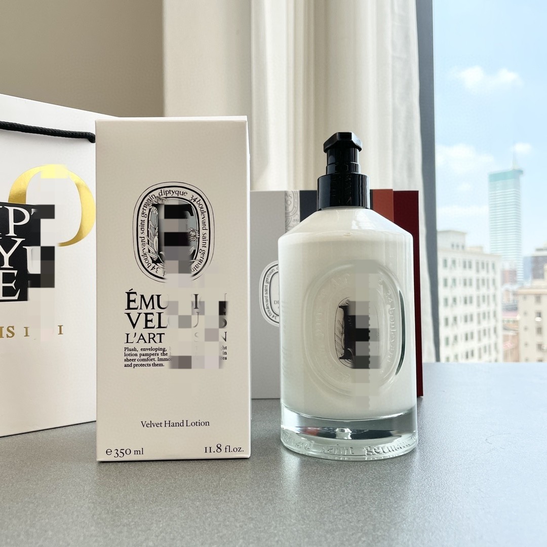 Tijia Hand Sanitizer Gift Box Velvet Hand Cream Exfoliating Hand Cleansing Dew Combination 350ml suit Gift Box