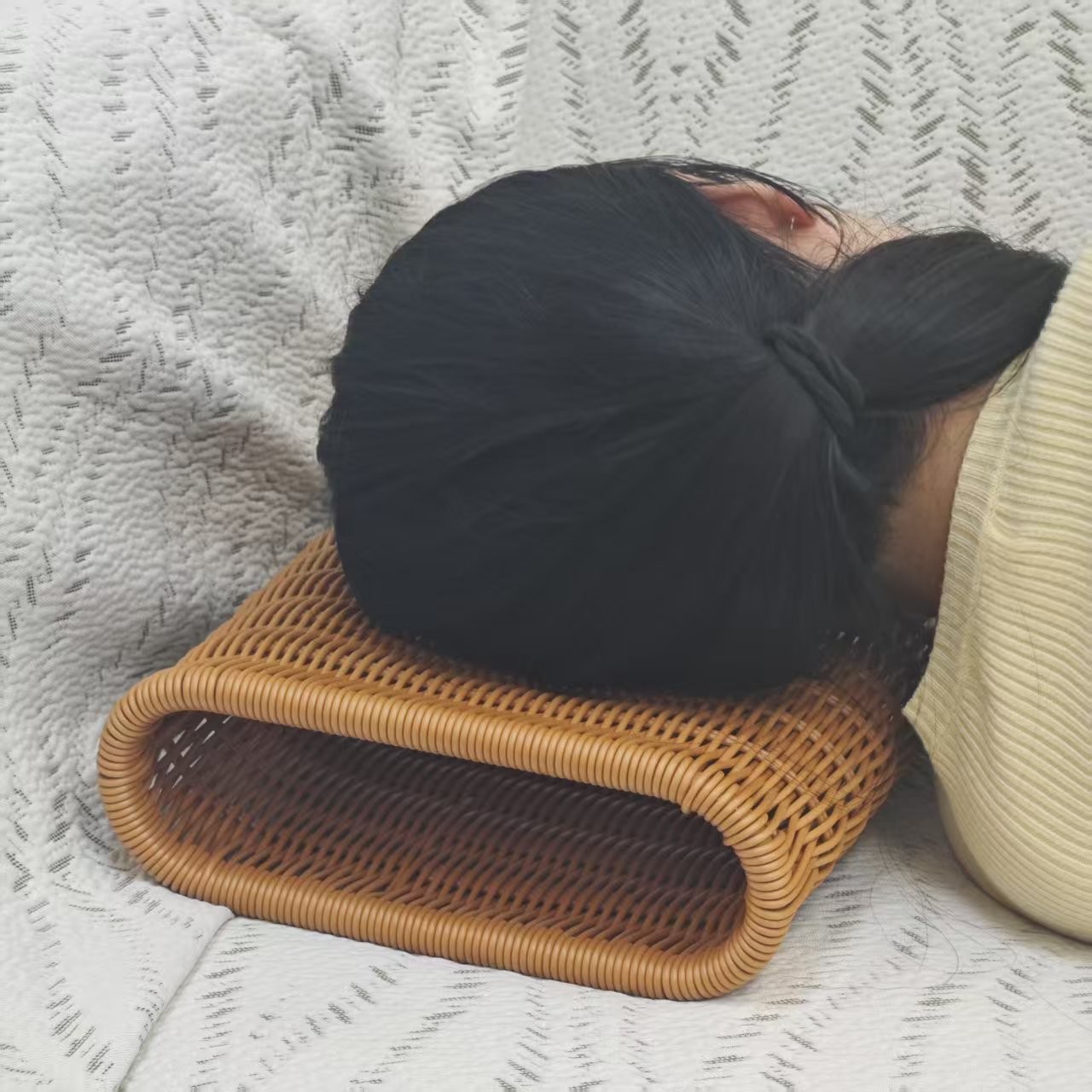 Hard Summer Cooling Pillow, Cervical Spine Pillow, Handmade Imitation Rattan Woven Breathable Hollow Pillow, Arm Anti-Numbing Pillow