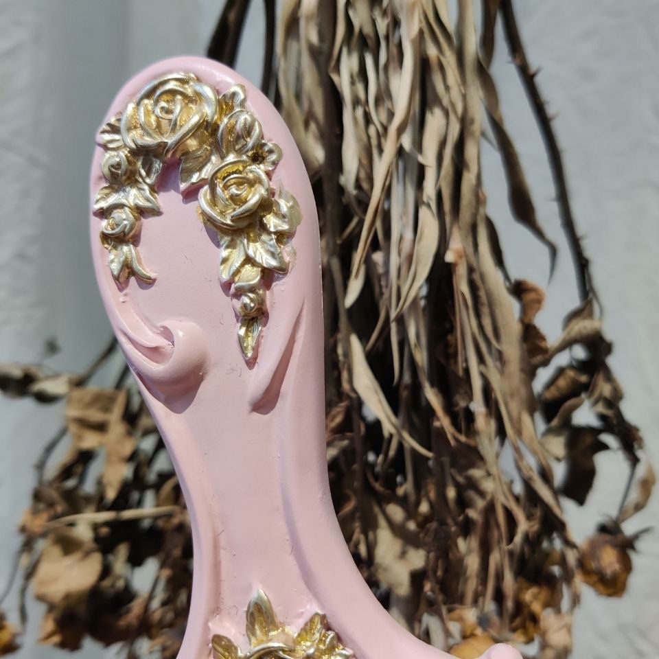 Baroque Retro Makeup Mirror Princess Mirror Beauty Salon Makeup Mirror Portable Handle Makeup Mirror Single-sided Student Mirror