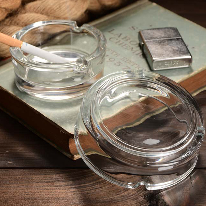 A generation of office supplies glass ashtray thickened transparent household ashtray production creative pattern