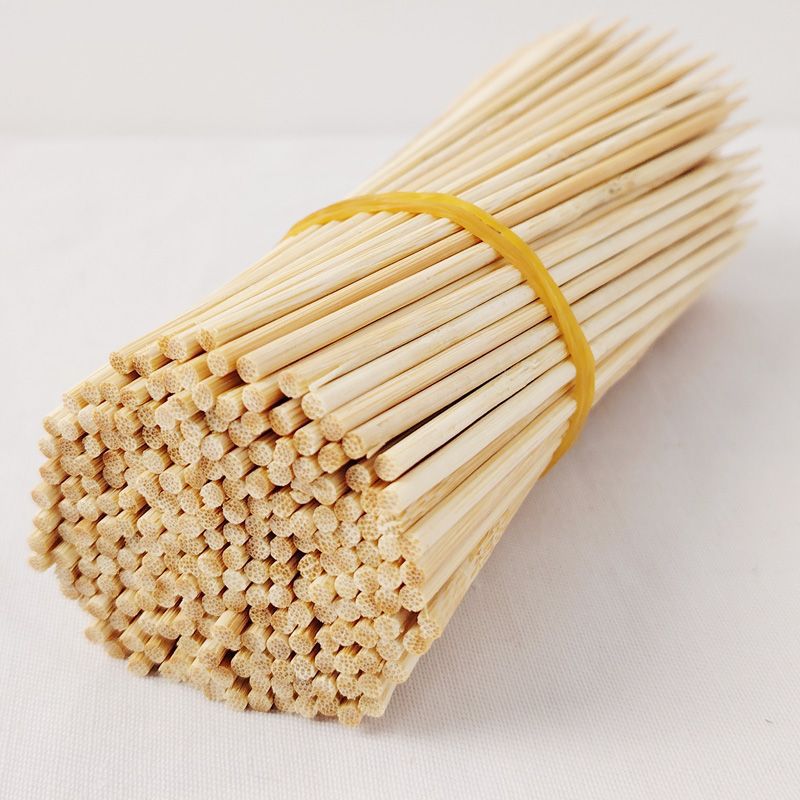 Commercial disposable barbecue bamboo sticks wholesale lettering string incense barbecue sticks roast sausage sticks candied haws sticks manufacturers