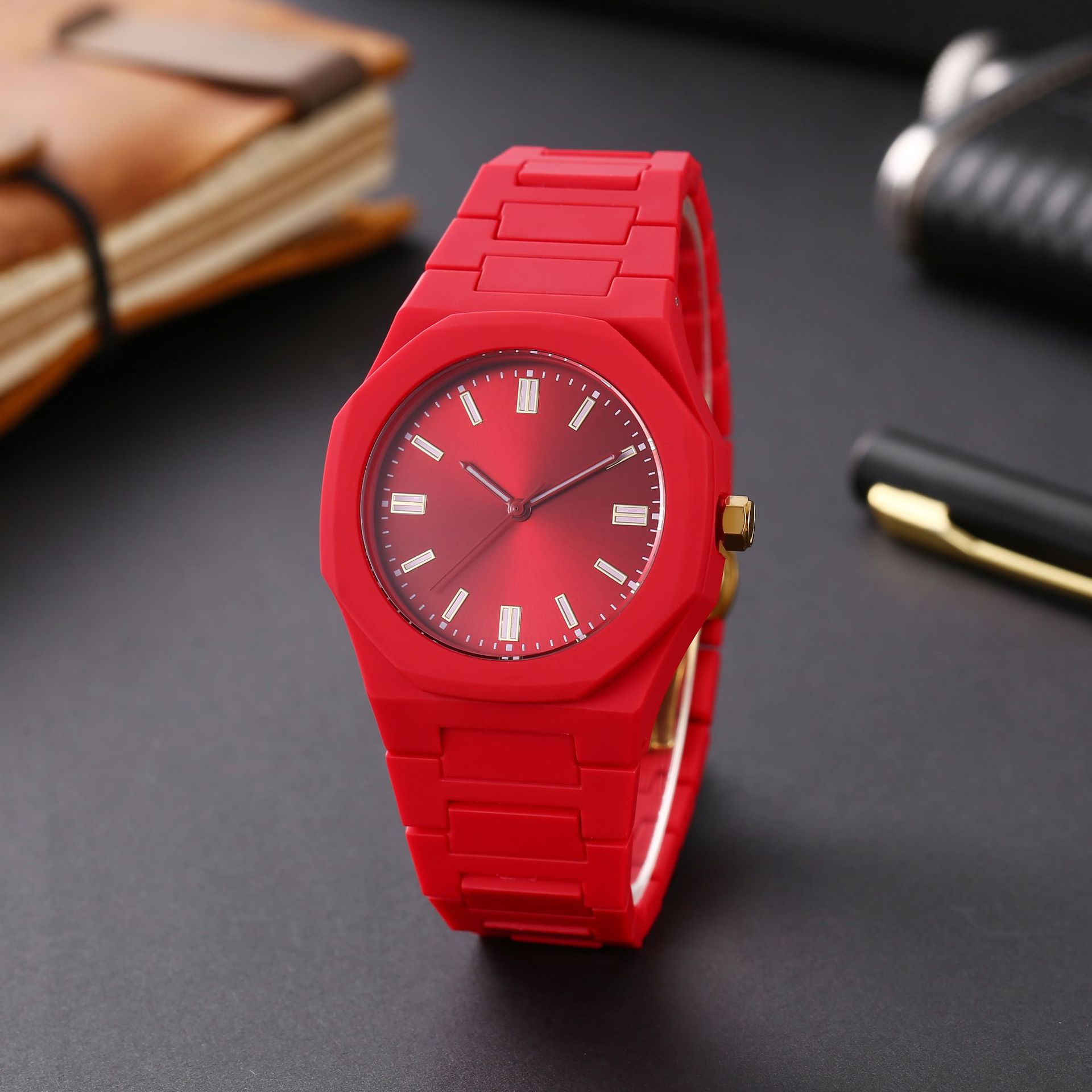 2024 Трансграничные часы дофамина цветные силиконовые часы высокого класса красные водонепроницаемые восьмиугольные кварцевые часы
