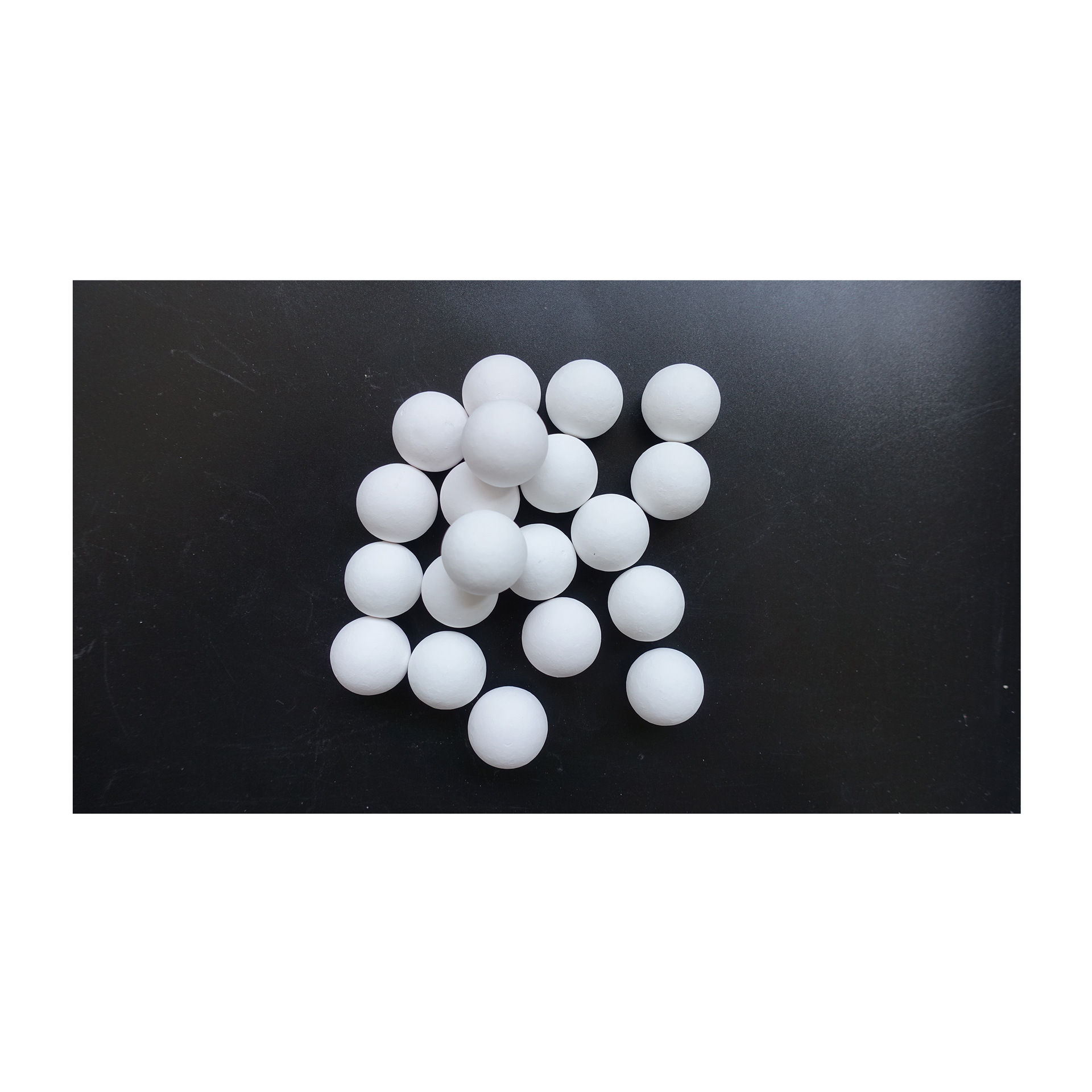Inert ceramic ball alumina ceramic ball high temperature resistant acid and alkali resistant alumina ceramic ball chemical packing ball