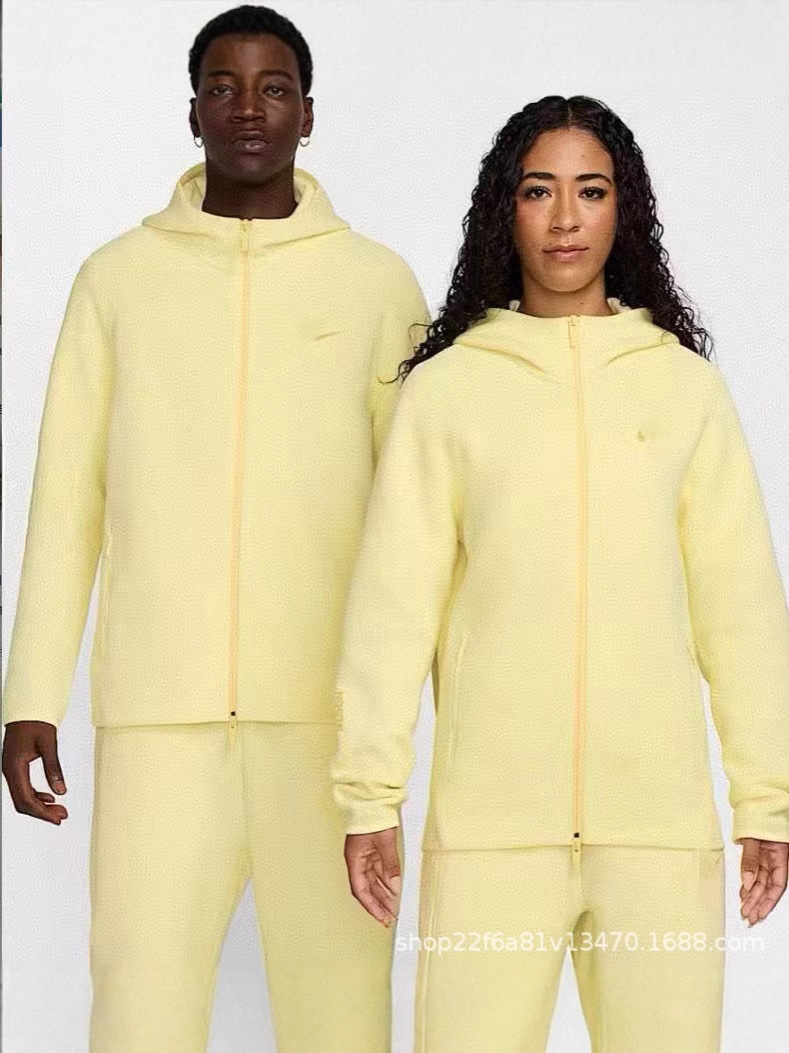 Дышащая куртка с капюшоном для спорта весна-осень