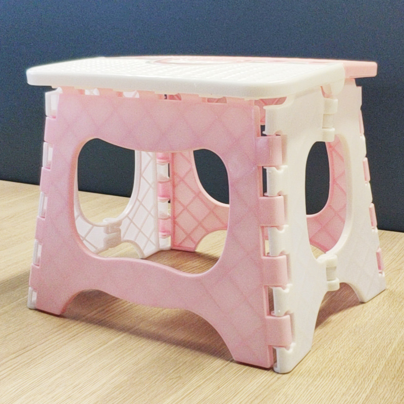 Portable Plastic Folding Stool Portable Lightweight Small Bench Kindergarten Camping Rattan-like Pony Plastic Bench