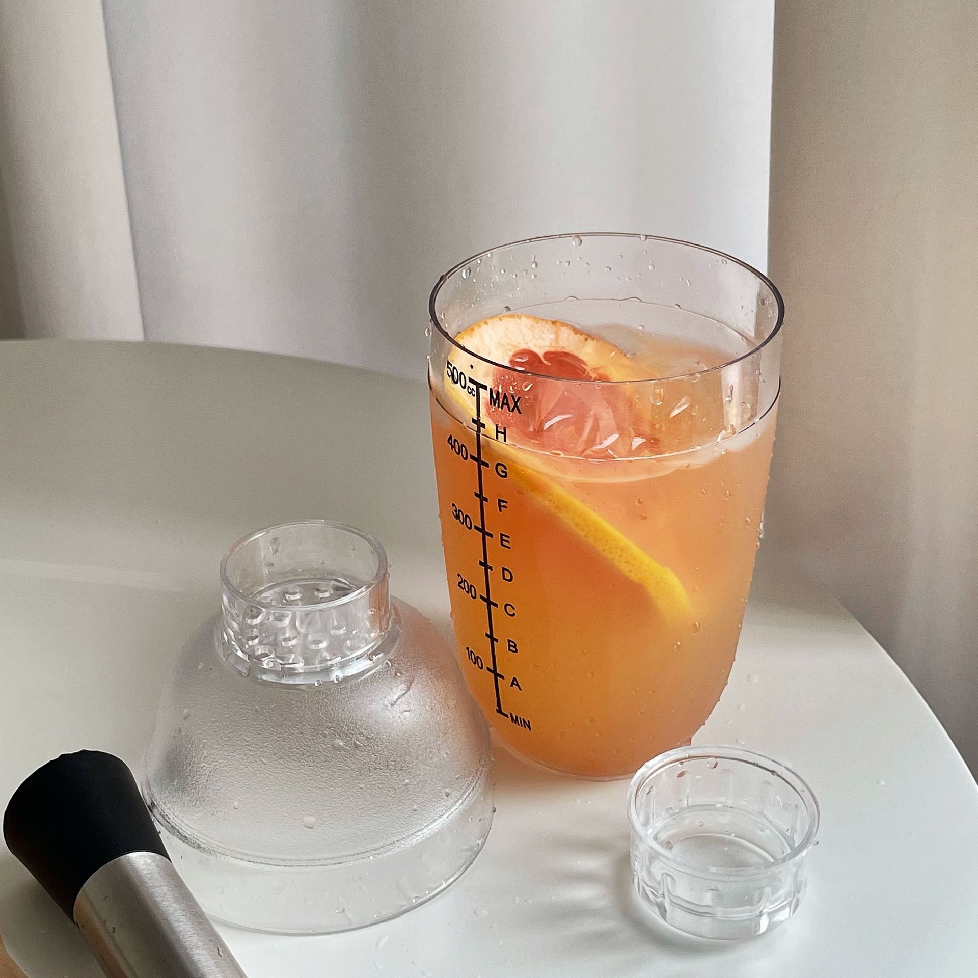 Schick Cup Milk Tea Shop Special Tool with Scale Hand Cup Schick Pot Lemon Tea Splash-proof Lid Cocktail Shaker suit