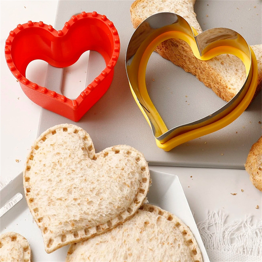 Stainless Steel Sandwich Cutting Mold Sandwich Bread Dinosaur Mold Cartoon Heart Shape Biscuit Mold Toast Fruit Cutter