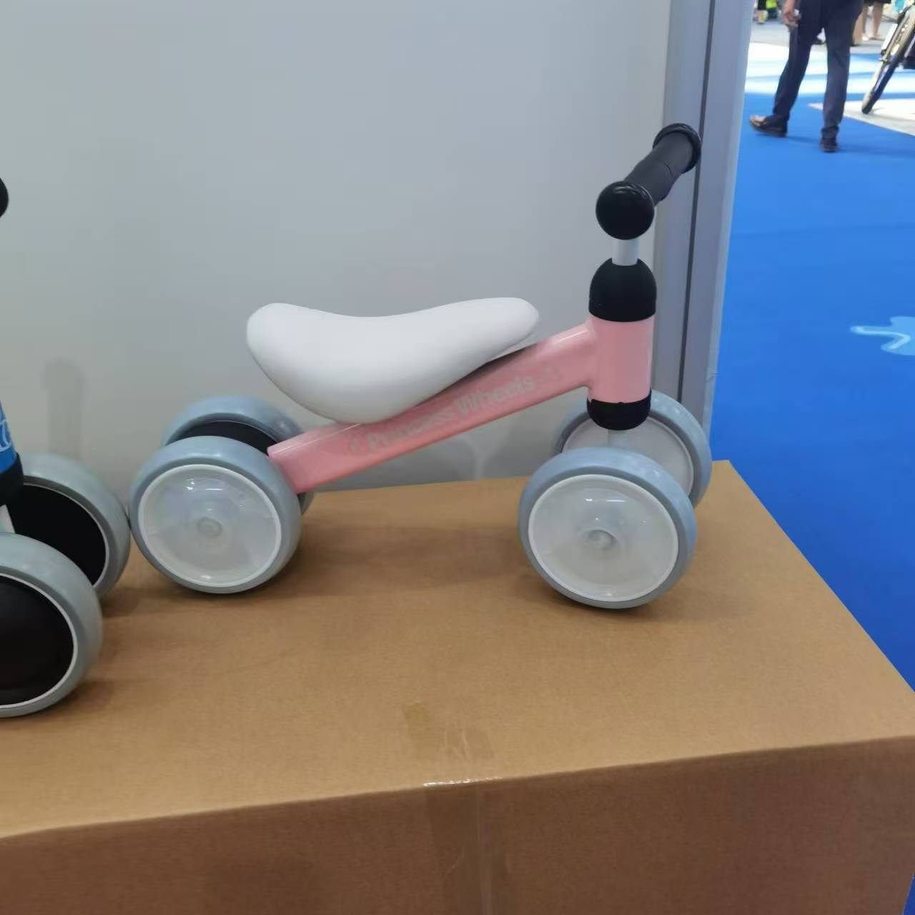 Детский балансирующий автомобиль детская коляска подходит для детей от 1 до 2 лет подарок дропшиппинг игрушечный автомобиль