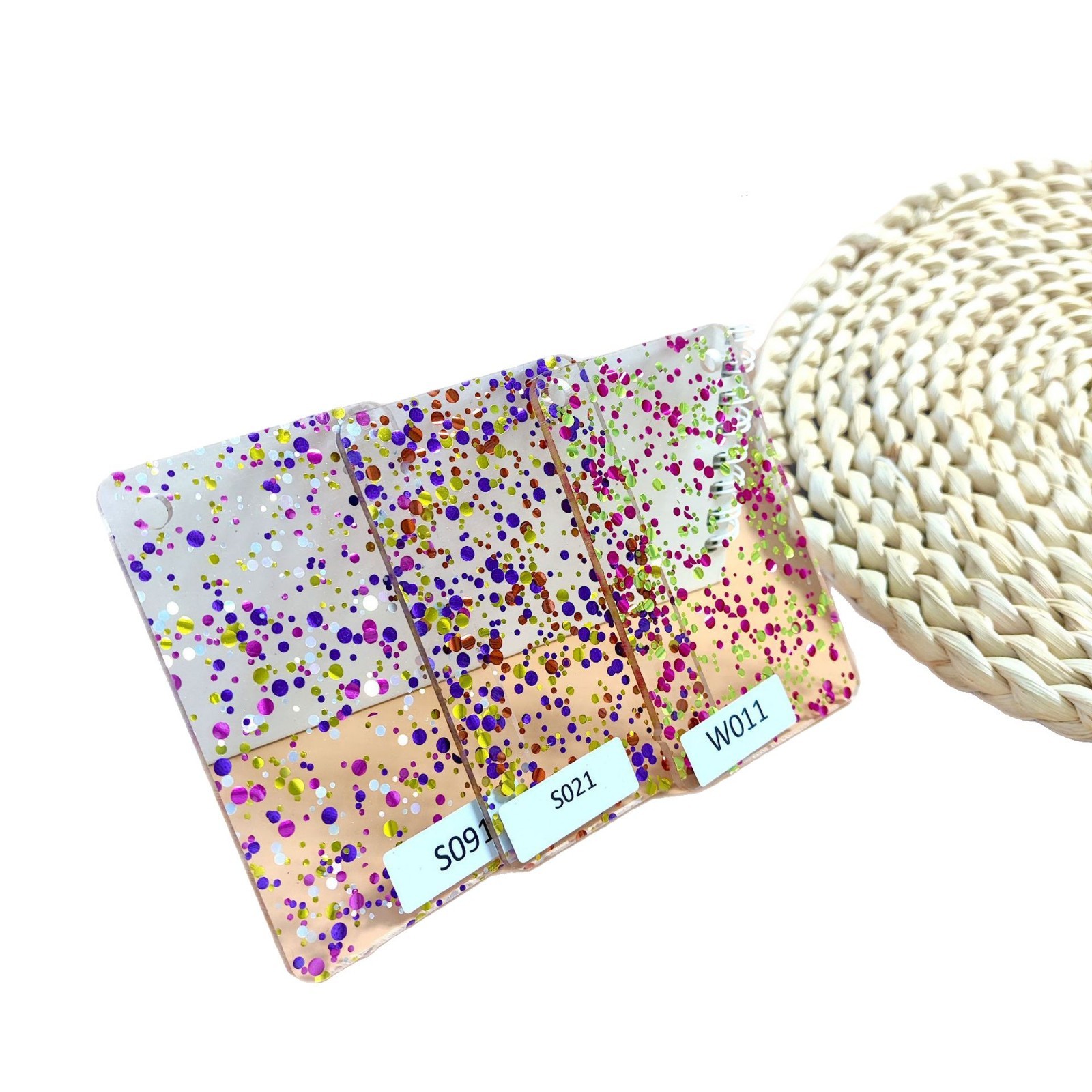 Transparent round heart shaped shaped multi-color onion powder acrylic display stand decoration factory wholesale