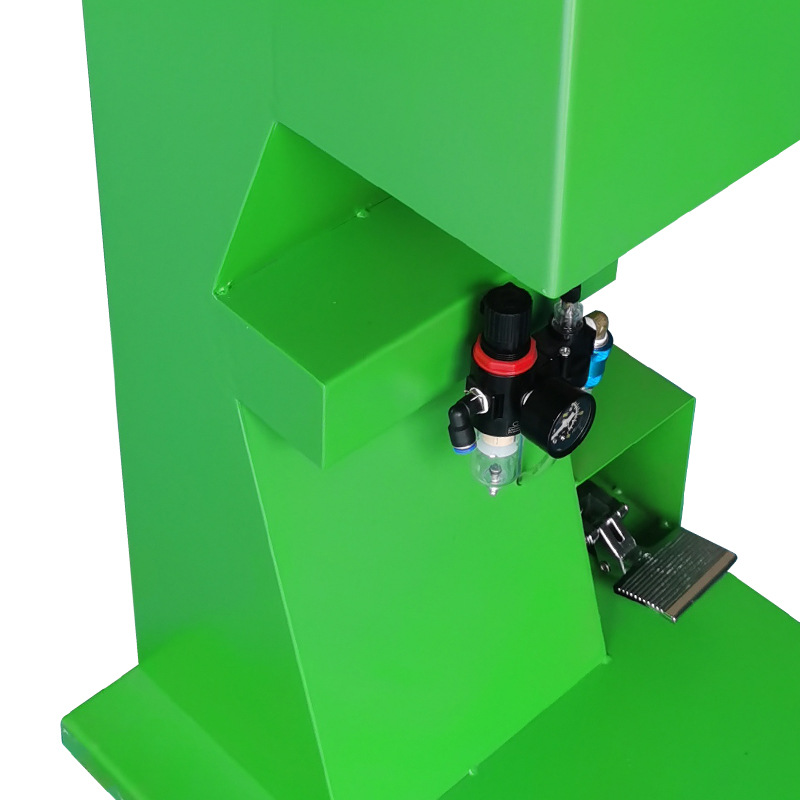 Factory in stock Metal Steam Eye Bucking Machine New Semi-automatic Ring Bucking Machine Pedal Beach Shoe Nailing Machine