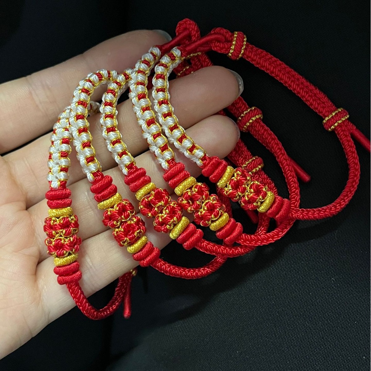 To figure hand-woven all kinds of bracelet necklace peach knot Wenchang knot concentric knot dimple knot braided rope