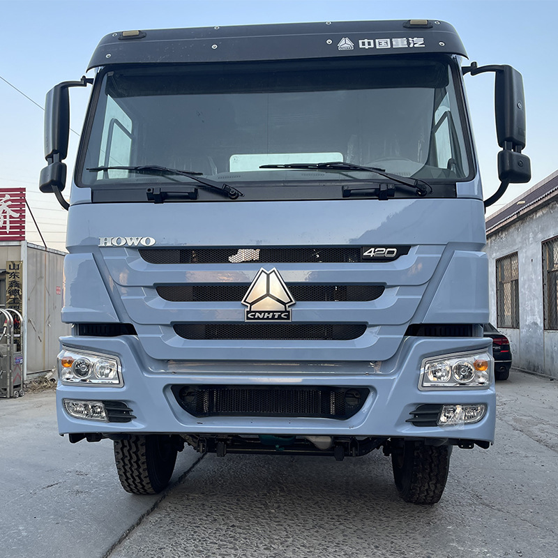 Transfer of Second-Hand 10-Wheel Howo Tractor Head, Dual-Drive Heavy Truck, 380 Horsepower Cargo Transport Head