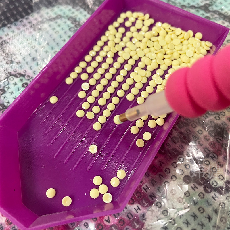 Diamond Dot Drill Tray Turn over Drill Tray Sticker Drill DIY Square Drill Round Drill Tray Storage Square Tray Closed Small Drill Tray