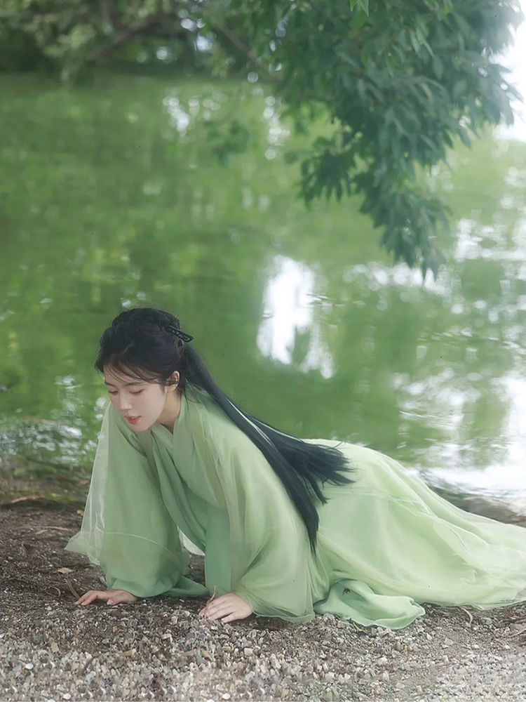Green Elegant Han Dynasty Women's Complete Set of Wei and Jin Cross-Collar Ancient Costumes, Super Fairy, Fresh and Elegant Ancient Style Elegant Suit