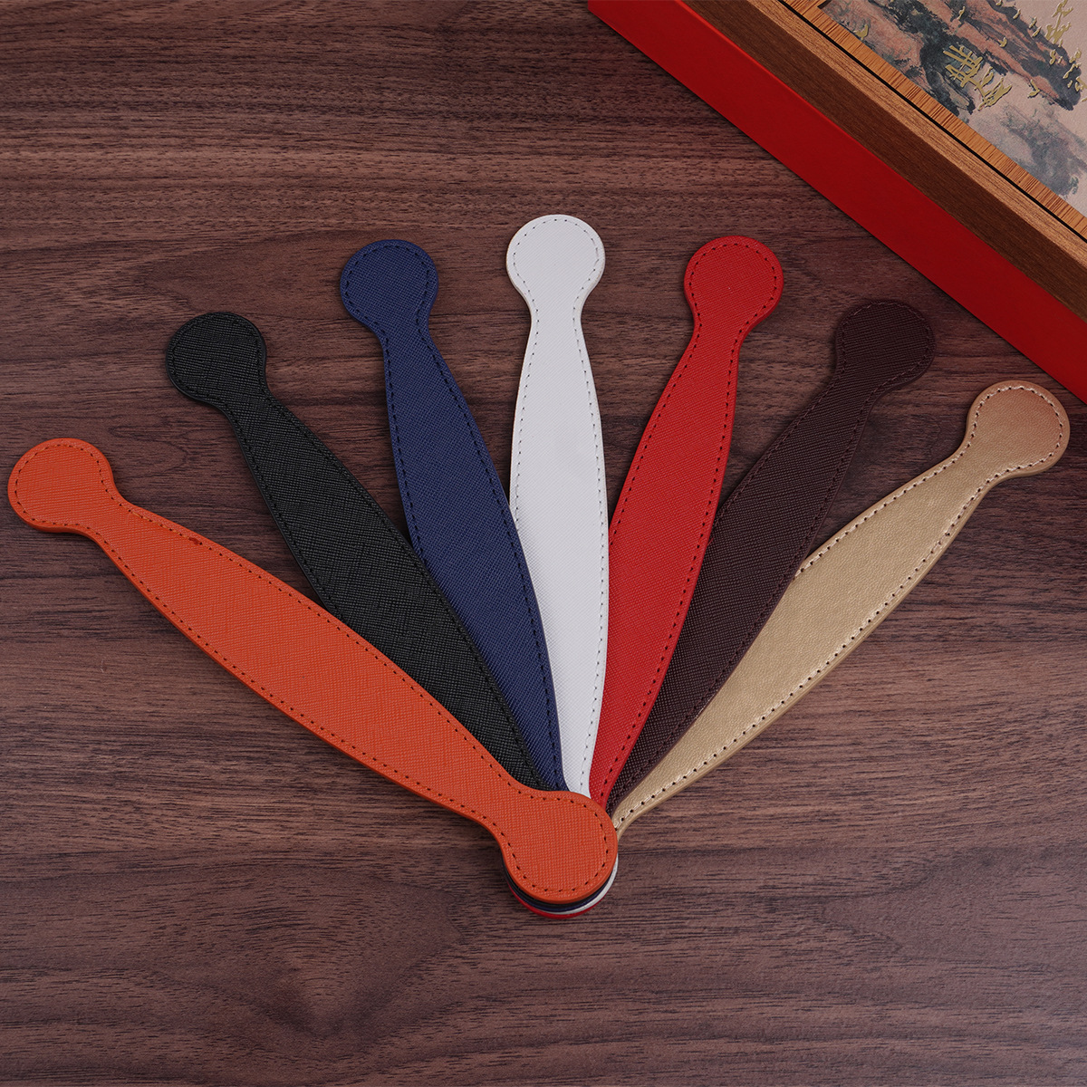 Factory direct supply gift packaging bags moon cake box PU leather leather handle various colors hardware luggage accessories