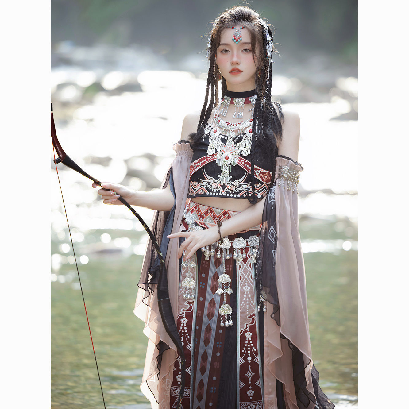 Этнический костюм экзотики ханфу черный Хани с печатью вышивкой серебряные украшения полный студийный фотоплатье