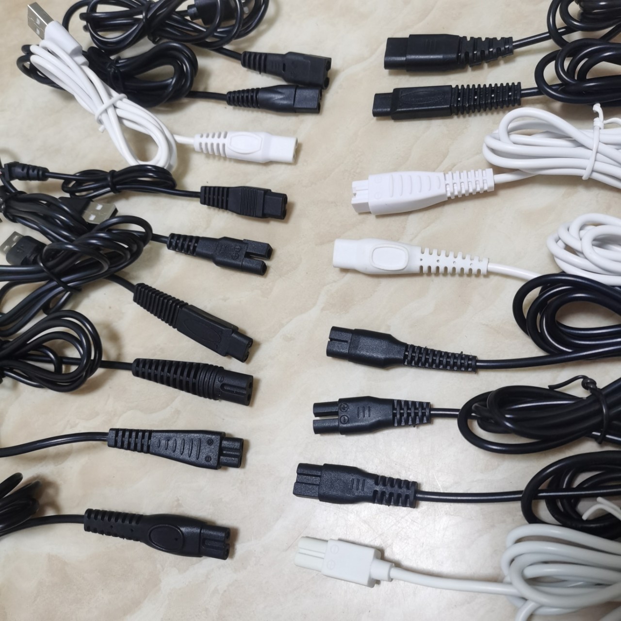 Все типы бритв, зубных флоссеров, триммеров для домашних животных и другие зарядные кабели, обращайтесь к нам