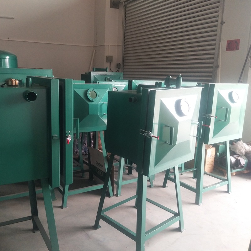 Вакуумный ящик 17-летнего магазина, вакуумный насос, резиновый силикон, полиуретановая вакуумная машина для деаэрации