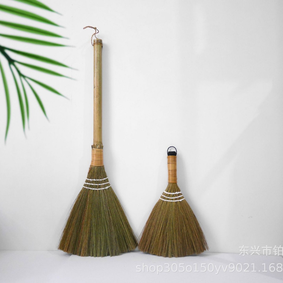 Импортная метла с мягкой щетиной для деревянного пола