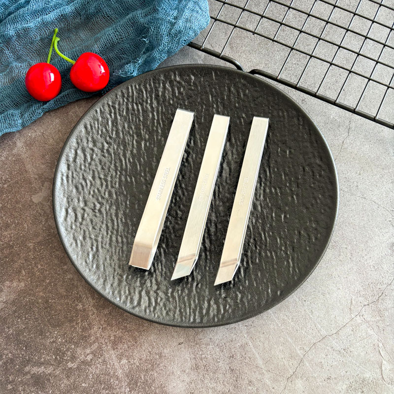 Stainless steel pig hair clip kitchen multi-functional fish bone clip chicken feather duck feather removal pliers beard hair clip tweezers plucker