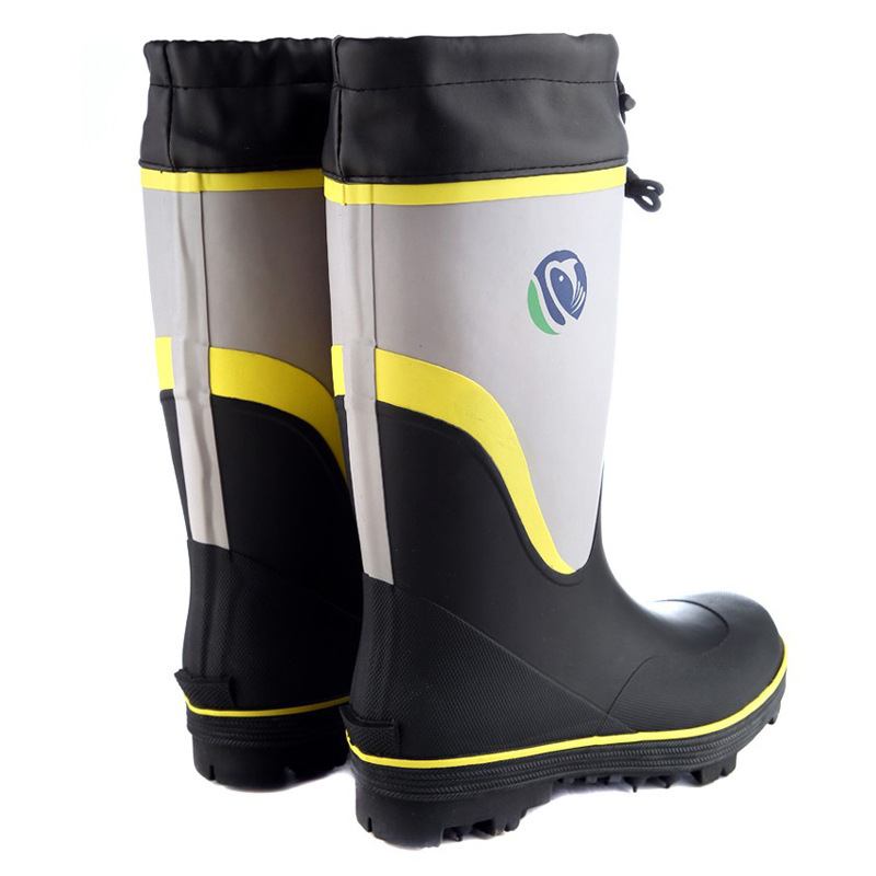 [Factory direct] Hongwu small fish nail bottom fishing shoes Sanda fishing boots non-slip waterproof rain boots fishing supplies