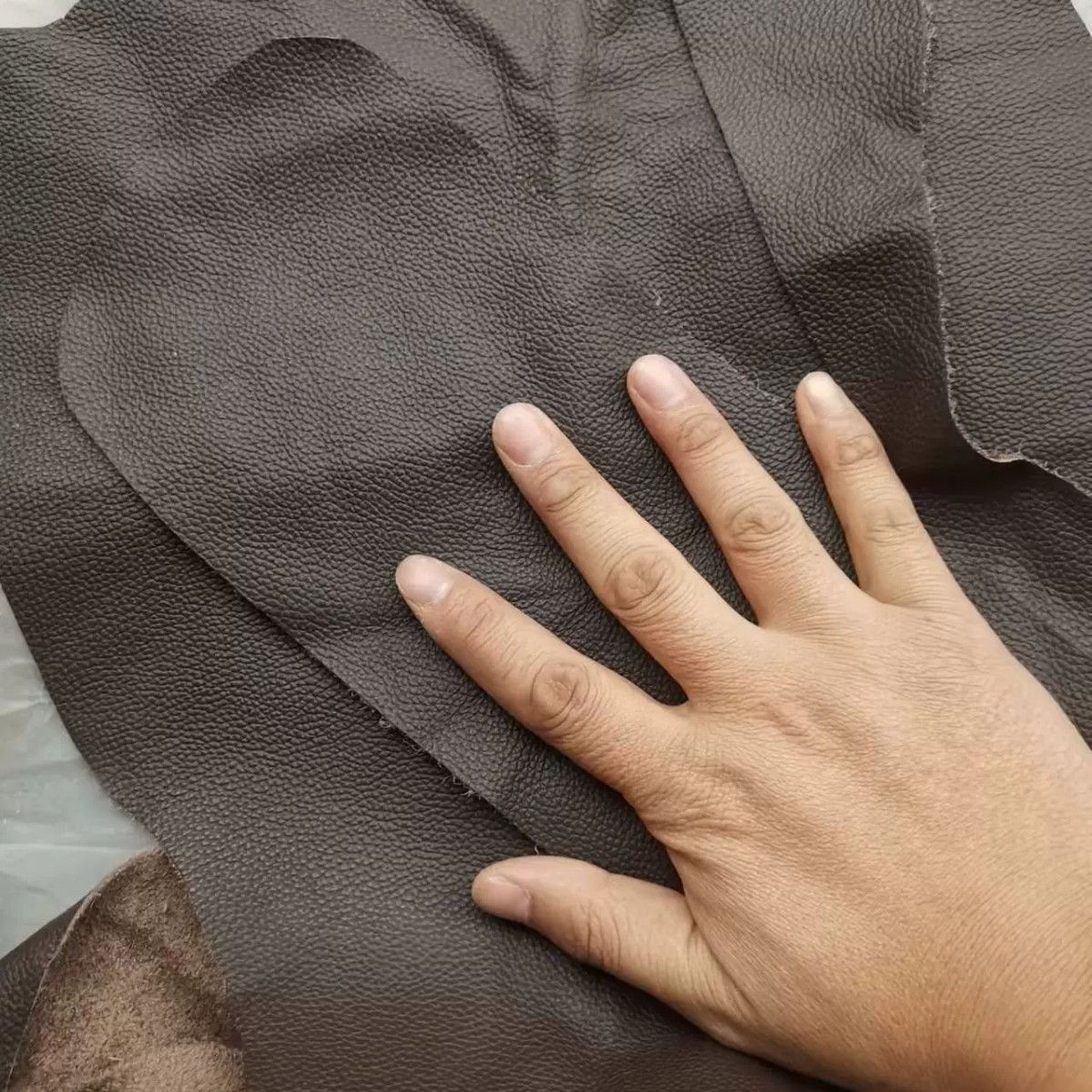 Furniture Top Layer Leather Black Yellow Red Litchi Grain Fine Grain Cowhide Sofa Genuine Leather Handmade Genuine Leather Cowhide