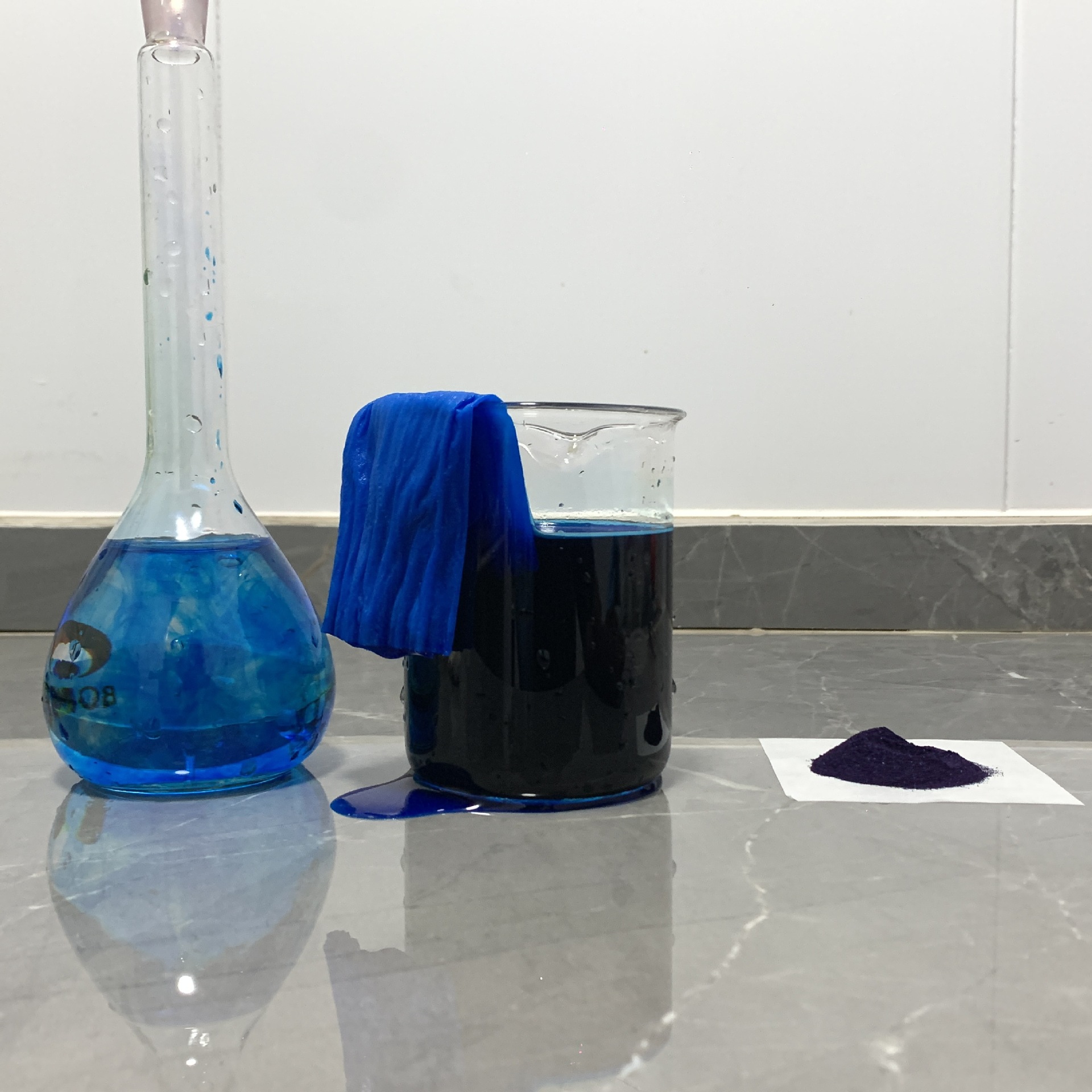 Directly Supplied from the Manufacturer, High-Content Direct Sun-Resistant Cyanine Gl Dye Is Specially Used for Paper, Leather, and Wood Crafts