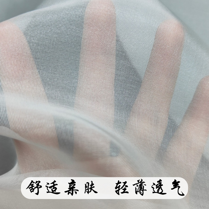 in stock Transparent 8 mmi Silk Herringbone Chiffon White Yarn Designer Fabric Summer Lightweight White Gray Fabric Factory