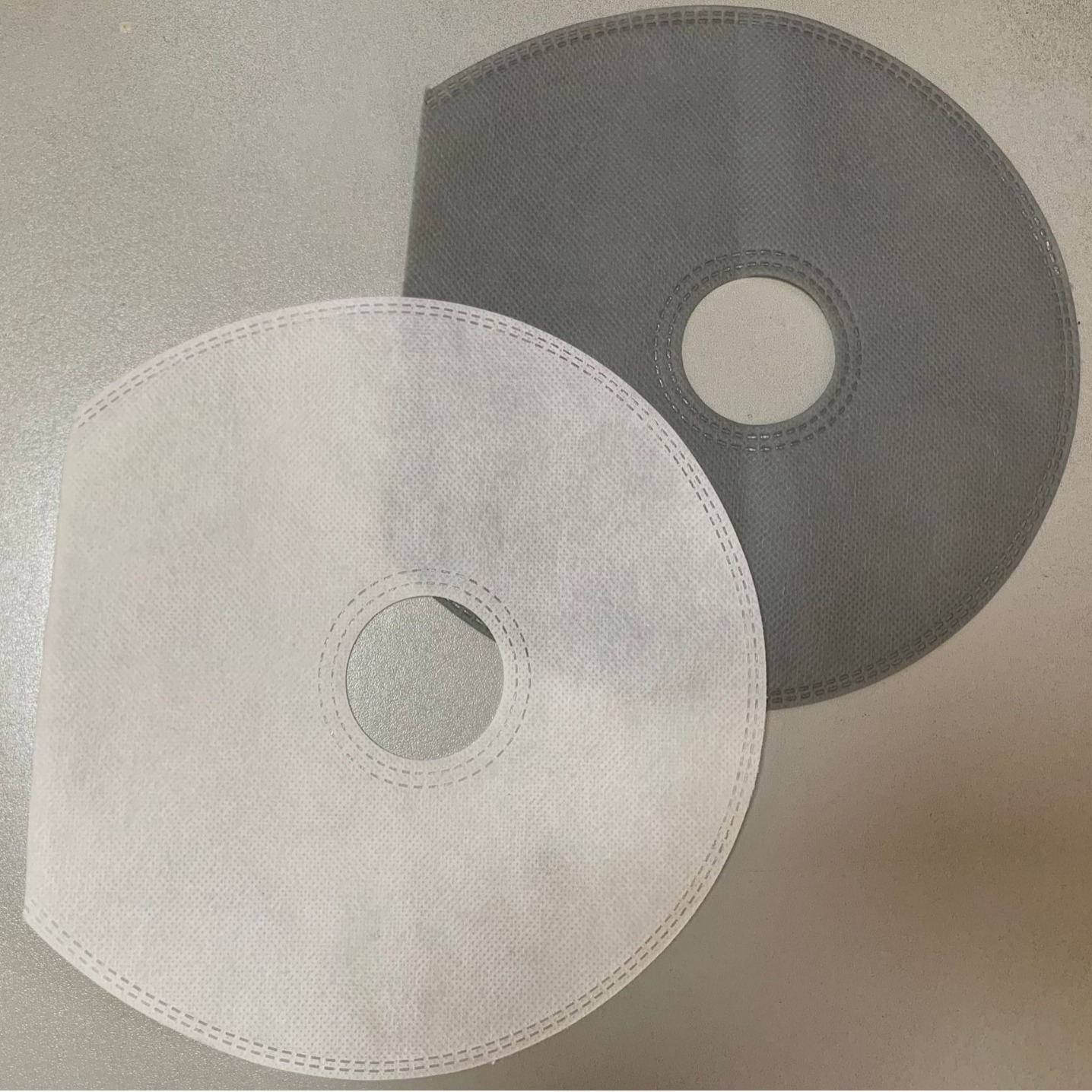 Chinese medicine mirabilite powder for withdrawal of milk and external application of round non-woven bag